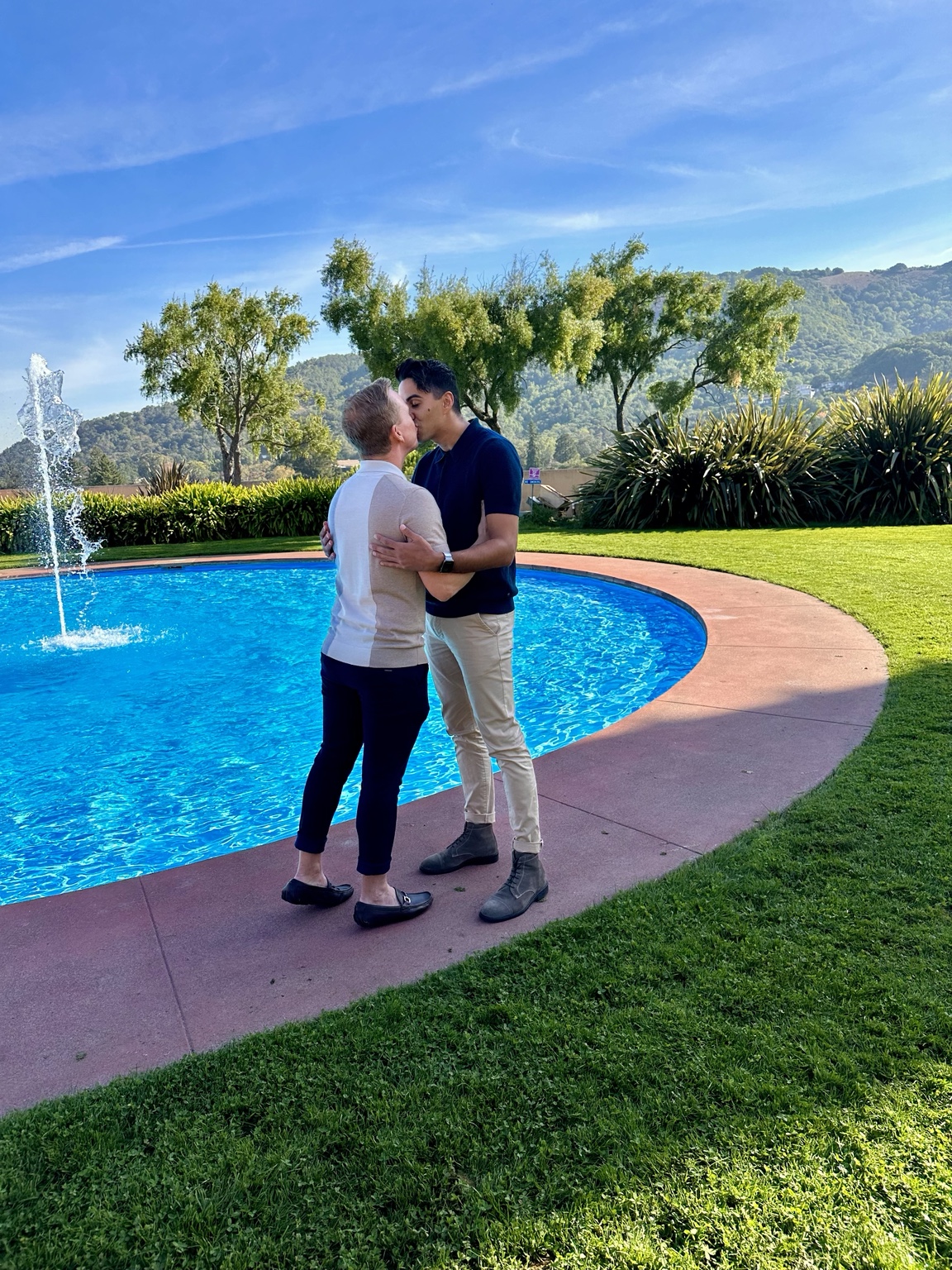 Wedding day kiss